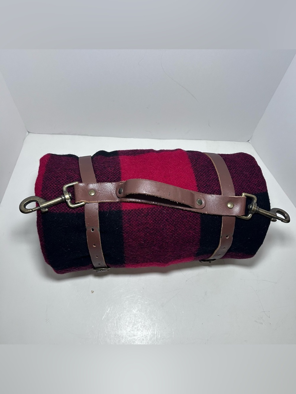 Vintage Marlboro Country Store Buffalo Plaid Wool Blanket With Leather Strap - Picture 2 of 6